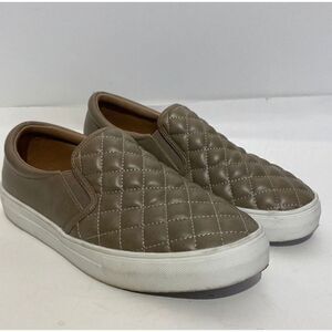 Serra Women's Quilted Comfort Shoes Slip On Memory Foam Olive Green Size 8